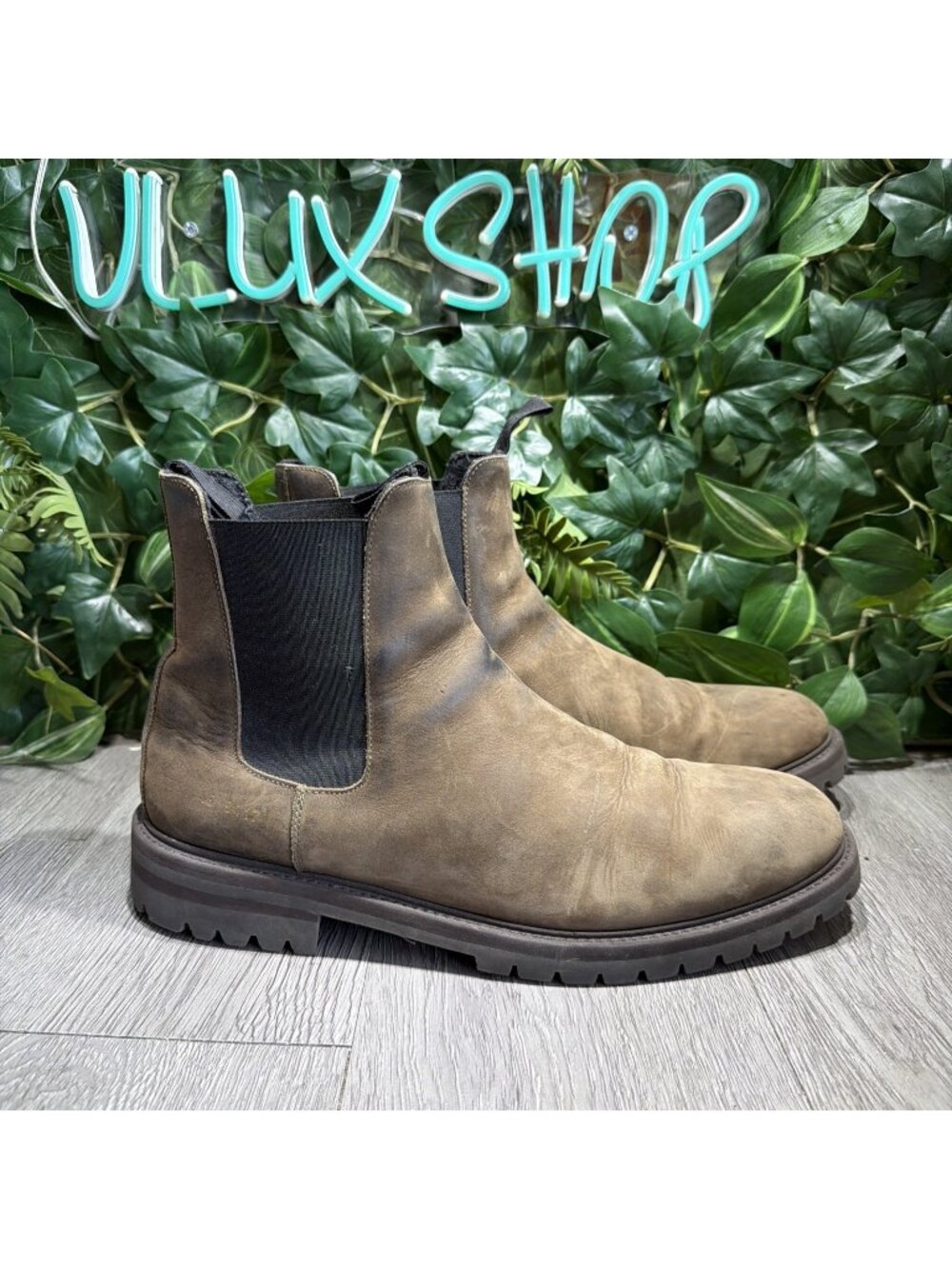 Common Projects Waxed Leather Chelsea Winter Fall Boots - Lug Sole Men Size 45